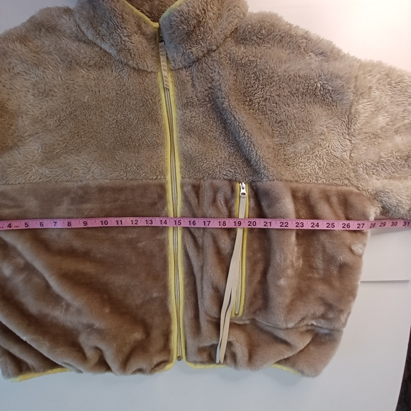 UGG Marlene Sherpa Teddy Jacket Coat Women's Size Large LIKE NEW - Picture 10 of 12